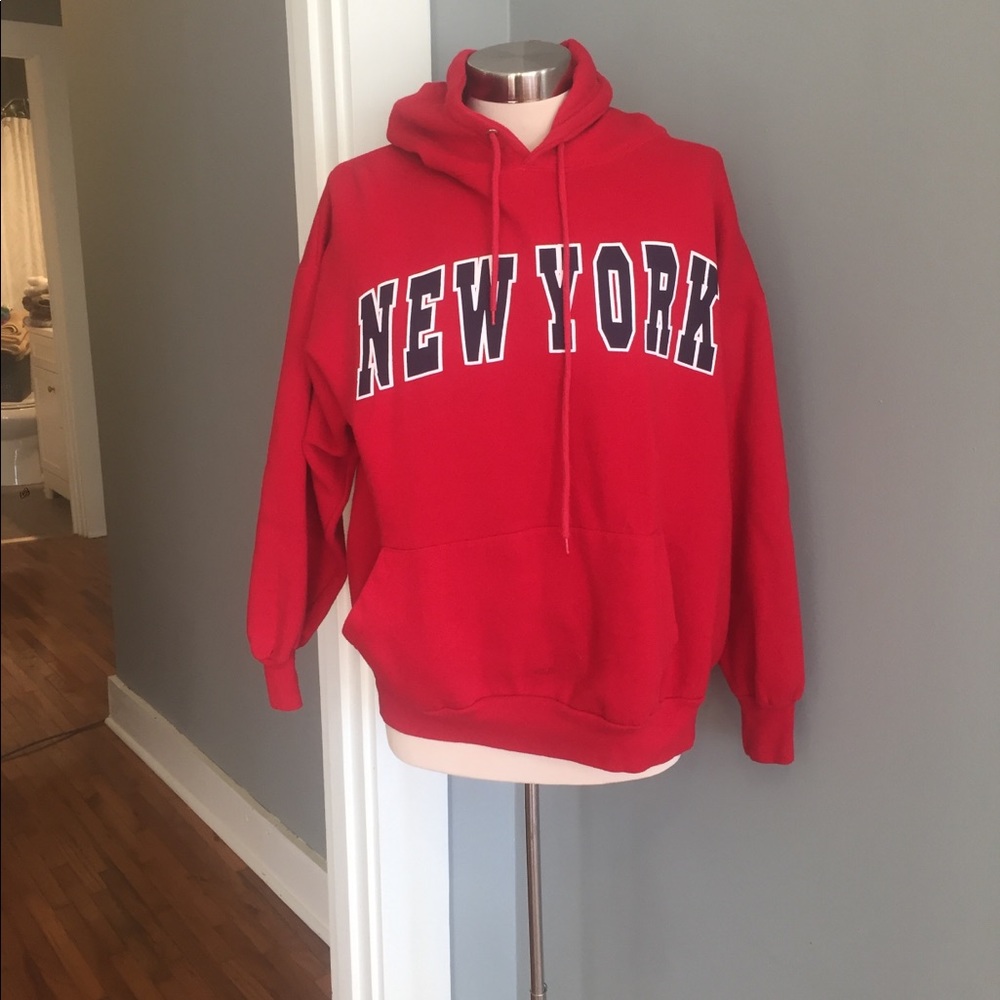 New York Sweatshirt Size Large worn 1x